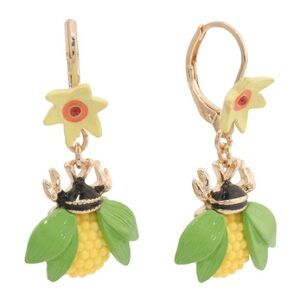 BETSEY JOHNSON gold  plated bee flower earrings NWT